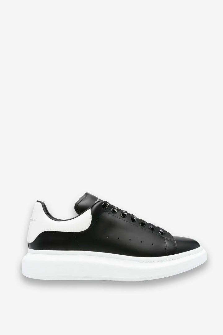 TENIS ALEXANDER MCQUEEN NEGRO SUELA BLANCA