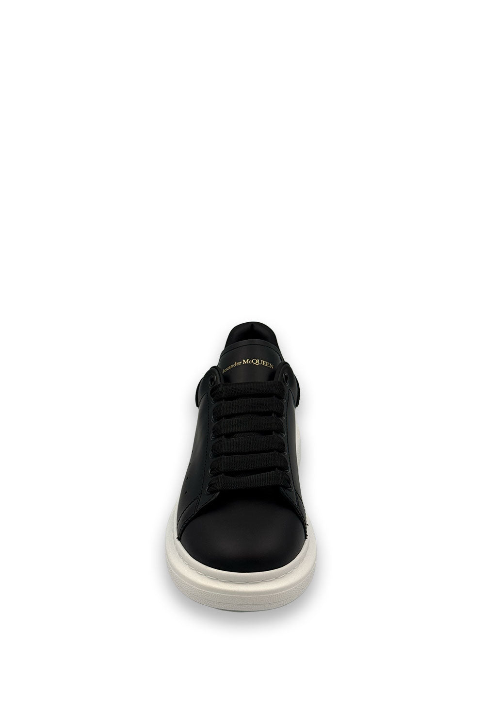 TENIS ALEXANDER MCQUEEN NEGRO TOTAL SUELA BLANCA