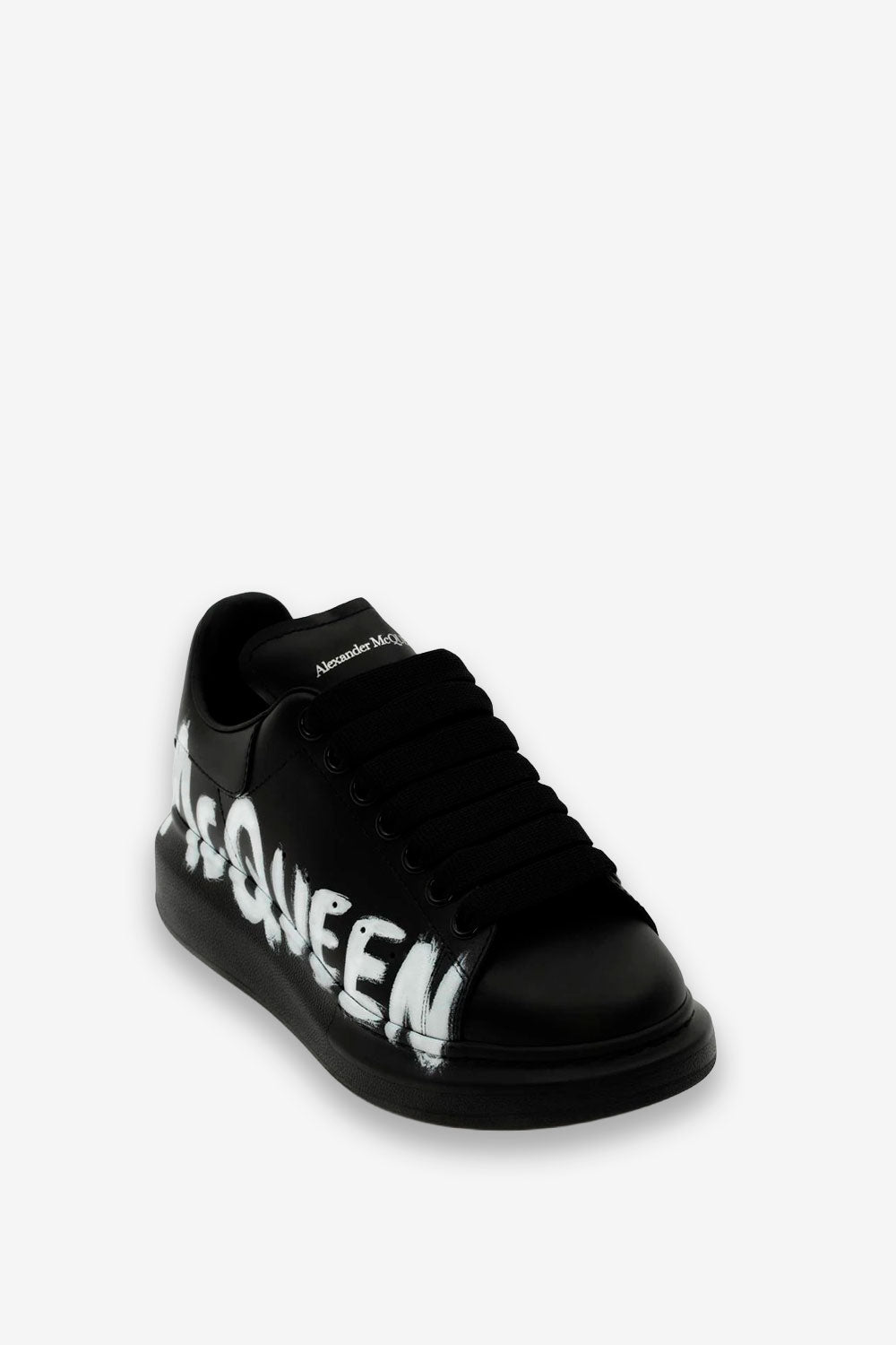 TENIS ALEXANDER MCQUEEN NEGRO GRAFFITI BLANCO