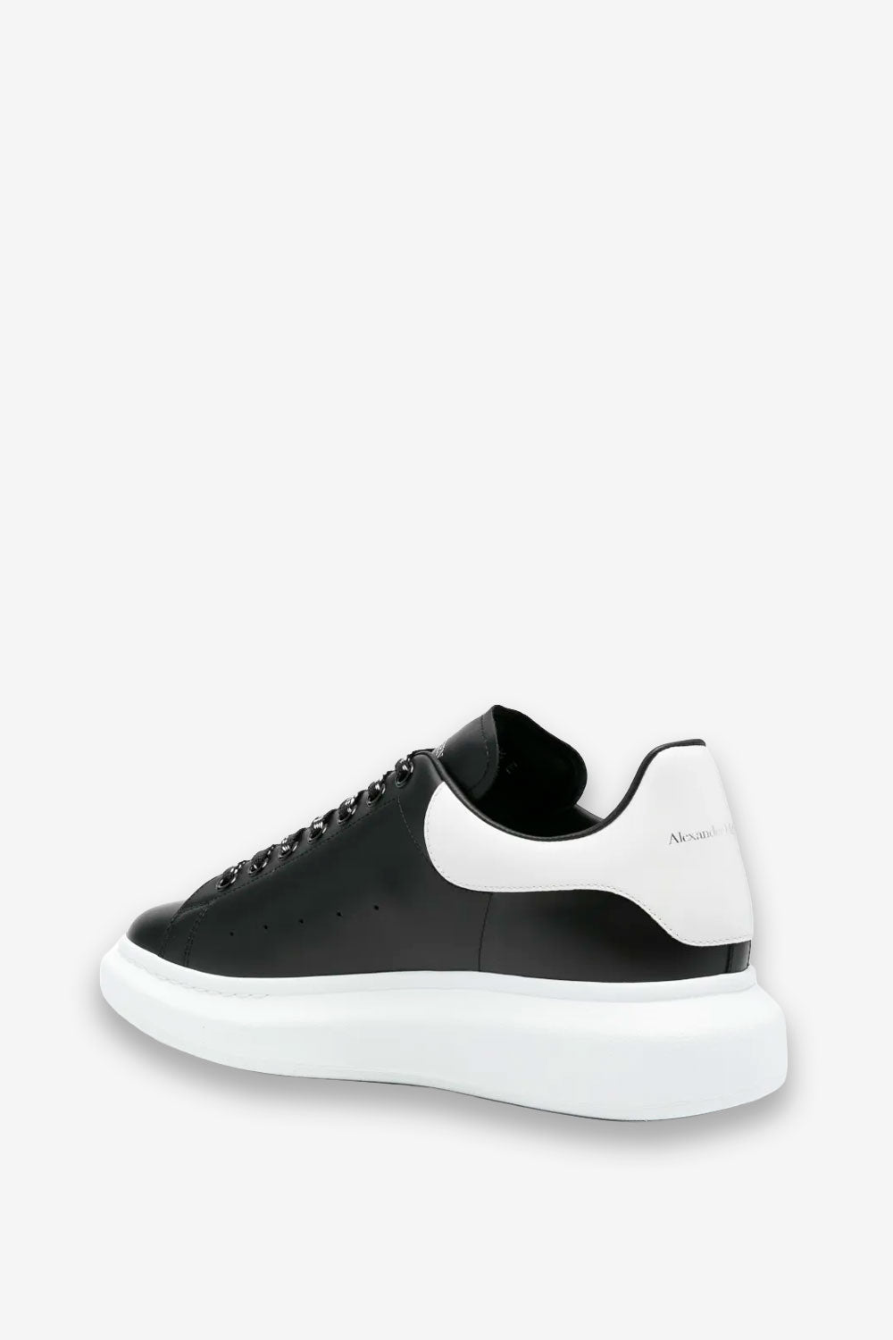 TENIS ALEXANDER MCQUEEN NEGRO SUELA BLANCA