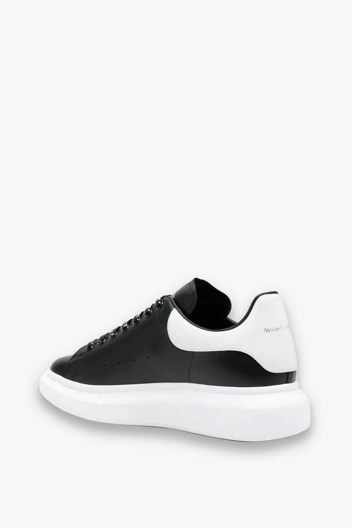TENIS ALEXANDER MCQUEEN NEGRO SUELA BLANCA