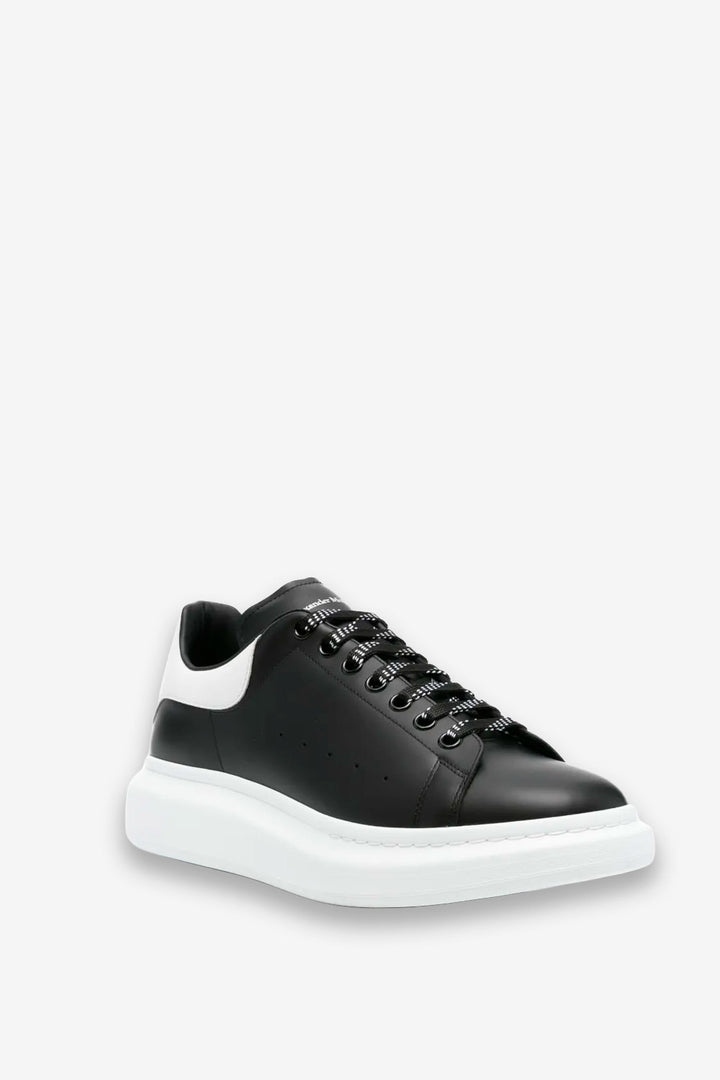 TENIS ALEXANDER MCQUEEN NEGRO SUELA BLANCA
